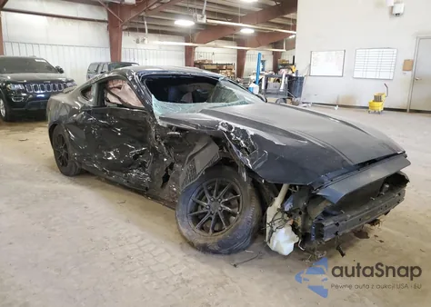 2015 Ford Mustang z USA, uszkodzony, nr VIN 1FA6P8AM1F5373653